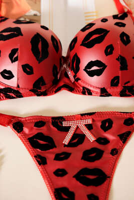 Deri Görünümlü Destekli Sütyen Takım Bordo Siyah - Destekli Sütyen Takım