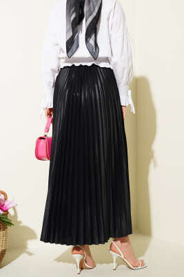 Deri Görünümlü Pileli Etek Siyah - Etek