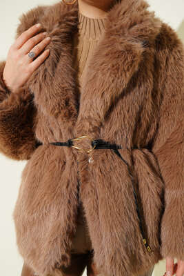 Deri İp Kuşaklı Kürk Mont Latte - Mont