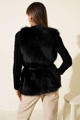 Deri Kuşaklı Kürk Yelek Siyah - Kadın Giyim Modelleri