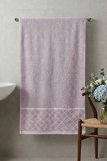 Desen Detaylı Şerit Geçişli Banyo Havlusu Lila - Banyo Havlusu