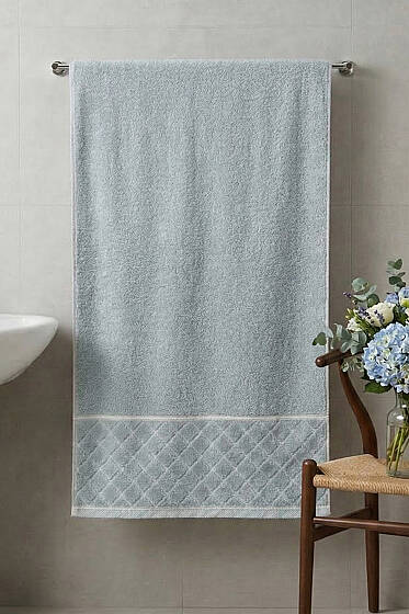 Desen Detaylı Şerit Geçişli Banyo Havlusu Mavi - Banyo Havlusu