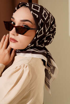 Desenli Acı Kahve Serisi Eşarp Asorti 1 - ASSE BONE