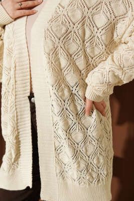 Desenli Ajurlu Triko Hırka Bej - Hırka