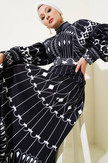 Desenli Balon Kol Boydan Mini Düğmeli Elbise Siyah - Elbise