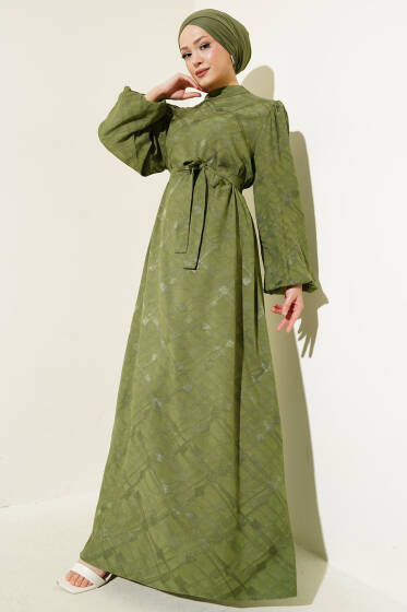 Desenli Balon Kol Kuşaklı Jakar Elbise Haki - Elbise
