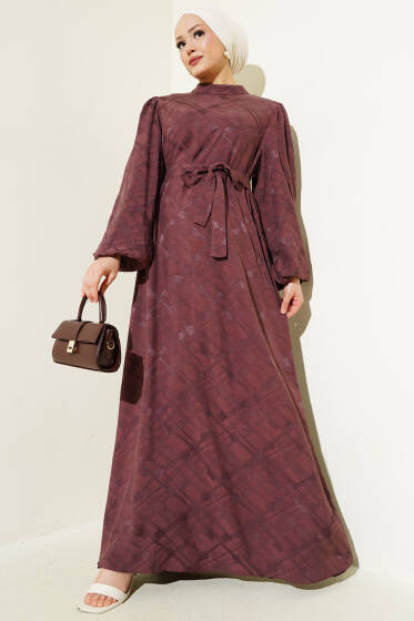 Desenli Balon Kol Kuşaklı Jakar Elbise Kahve - Elbise