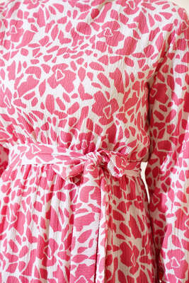 Desenli Bel Lastikli Bürümcük Elbise Pudra - Tesettür Elbise