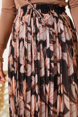 Desenli Beli Lastikli Pileli Etek Latte - Uzun Etek