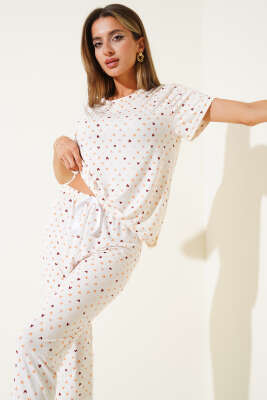 Desenli Bisiklet Yaka Pijama Takımı Ekru - Kadın Pijama Takımı