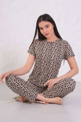 Desenli Bisiklet Yaka Pijama Takımı Latte 