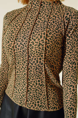 Desenli Bluz Zümrüt Yeşili - Yılın Fırsatı