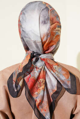 Desenli Dijital Baskılı Eşarp Siyah Oranj - Başörtüsü