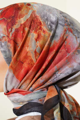 Desenli Dijital Baskılı Eşarp Siyah Oranj - Başörtüsü