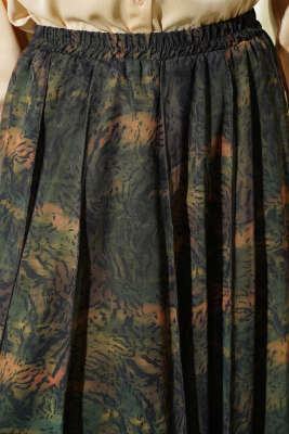 Desenli Dikişli Asimetrik Şifon Etek Haki - Etek