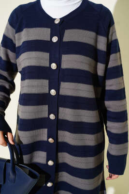 Desenli Düğme Detaylı Triko Hırka Lacivert - Hırka