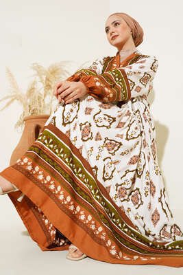 Desenli Düğme Patlı Viskon Elbise Kahve 