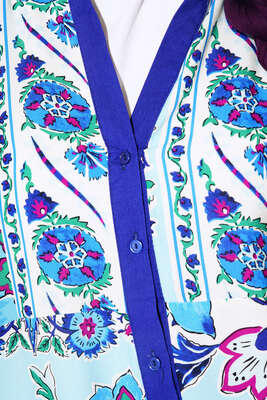 Desenli Düğme Patlı Viskon Elbise Mavi Fuşya - Tesettür Elbise