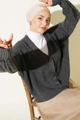 Desenli Düğmeli Kısa Triko Hırka Füme - RAFİMİX