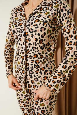 Desenli Düğmeli Süet Pijama Takımı Latte - Pijama