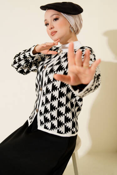 Desenli Düğmeli Triko Hırka Beyaz - Hırka