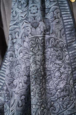 Desenli El Dikişli Ribanalı Şal Gri - Başörtüsü