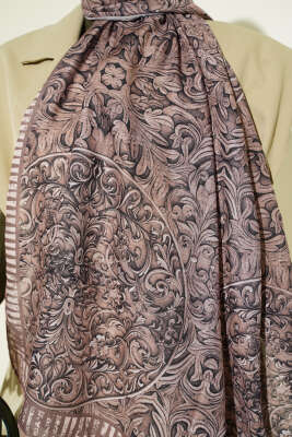 Desenli El Dikişli Ribanalı Şal Latte - Başörtüsü