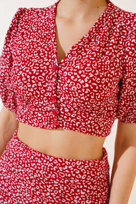 Desenli Etekli Takım Kırmızı - Kadın Giyim Modelleri