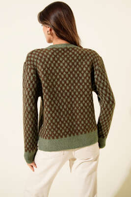 Desenli Gold Düğmeli Triko Hırka Çağla Yeşili - Kadın Giyim Modelleri