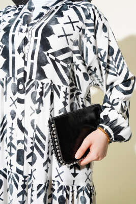 Desenli Hakim Yaka Düğmeli Elbise Siyah - Tesettür Elbise