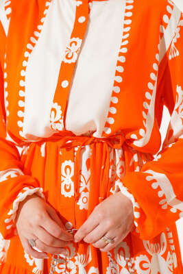 Desenli İp Kuşaklı Düğmeli Viskon Elbise Oranj - Tesettür Elbise