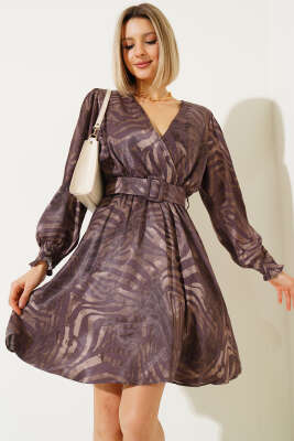 Desenli Kruvaze Yaka Kemerli Saten Elbise Magenta - Kadın Giyim Modelleri