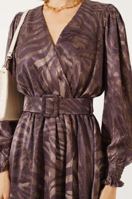 Desenli Kruvaze Yaka Kemerli Saten Elbise Magenta - Kadın Giyim Modelleri