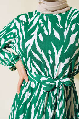 Desenli Kuşaklı Bürümcük Elbise Yeşil - Thumbnail