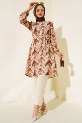 Desenli Kuşaklı İkili Takım Kahve - MUSTİ