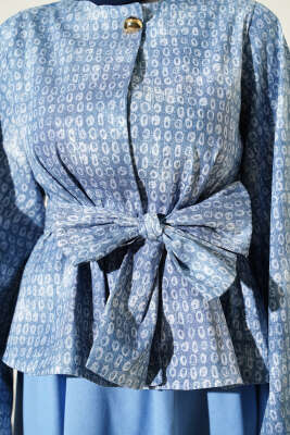 Desenli Kuşaklı Kot Etekli Takım Kot Buz Mavi - İkili Takım