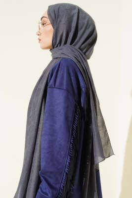 Desenli Monogram Şal Füme - Başörtüsü