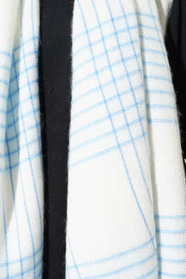 Desenli Omuz Şalı Mavi - Omuz Şalı