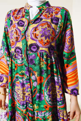 Desenli Önü Düğmeli Elbise Zümrüt - Tesettür Elbise