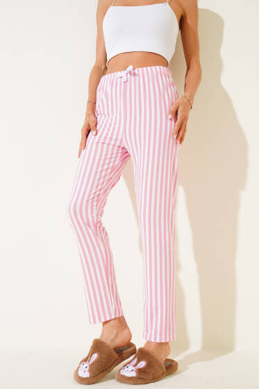Desenli Pijama Çizgili Pembe - Kadın Pijama Takımı