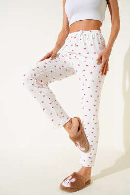 Desenli Pijama Kiraz Çiçegi - Kadın Pijama Takımı
