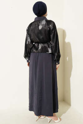 Desenli Saten Bluz Etekli İkili Takım Füme - İkili Takım