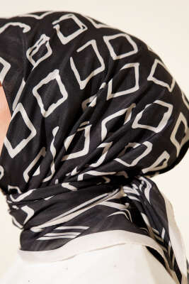 Desenli Siyah Serisi Eşarp Asorti 11 - Başörtüsü