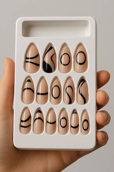 Desenli Takma Tırnak Asorti 3 - Tırnak Aksesuarları