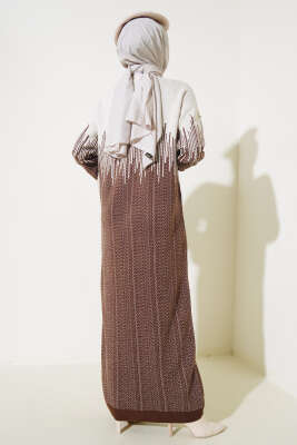 Desenli Taşlı Triko Elbise Bej - Tesettür Elbise