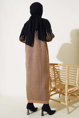 Desenli Taşlı Triko Elbise Büsküvi - Tesettür Elbise