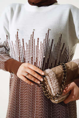 Desenli Taşlı Triko Elbise Kahve - Tesettür Elbise