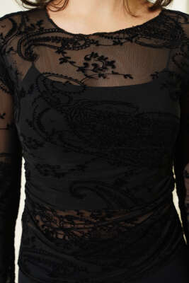 Desenli Uzun Kol Tül Bluz Siyah - Kadın Giyim Modelleri