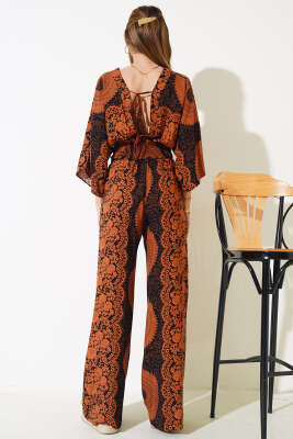 Desenli V Yaka Crop İkili Takım Taba - Kadın Giyim Modelleri