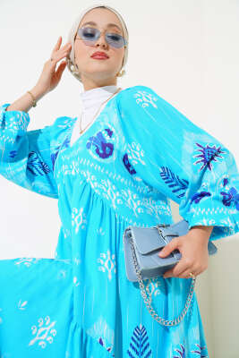 Desenli V Yaka Elbise Turkuaz - Tesettür Elbise